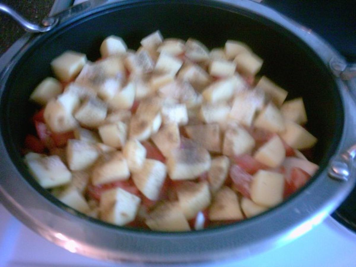 Hackbällchen mit Kartoffeln in Soße - Rezept - Bild Nr. 11