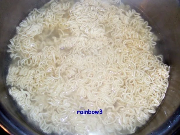 Kochen: Mie-Nudeln mit Gemüse ... aus der Pfanne - Rezept - Bild Nr. 3