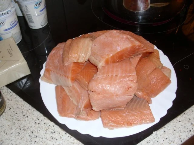 Überbackenes Lachsfilet mit Zitronen-Rahm-Spinat - Rezept - Bild Nr. 3