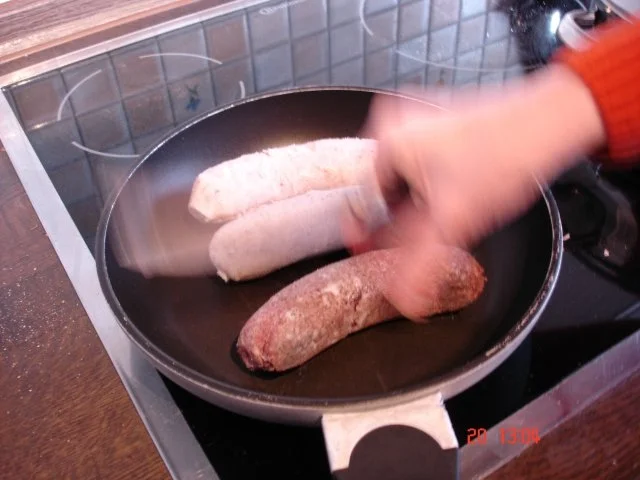 Blut- und Leberwurst ( Wellwürste ) mit Sauerkraut und Salzkartoffeln - Rezept - Bild Nr. 4
