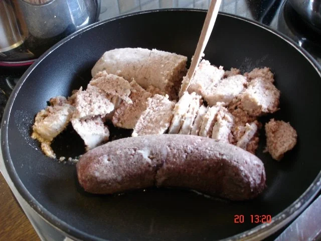 Blut- und Leberwurst ( Wellwürste ) mit Sauerkraut und Salzkartoffeln - Rezept - Bild Nr. 5
