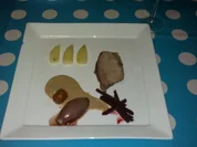 Rinderschulter | Umeboshi-Schalotten-Kompott | Rote Bete | schwarzer Knoblauch | Bratapfel - Rezept