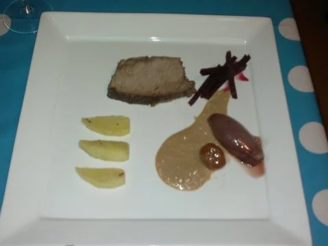 Rinderschulter | Umeboshi-Schalotten-Kompott | Rote Bete | schwarzer Knoblauch | Bratapfel - Rezept - Bild Nr. 2