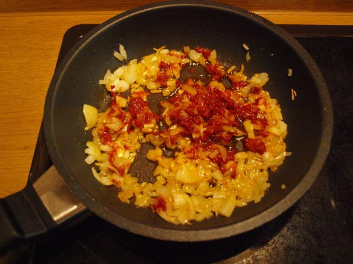 Hähnchenkeulen mit Tomatenkruste     (Cuisses de poulet au four) - Rezept - Bild Nr. 2