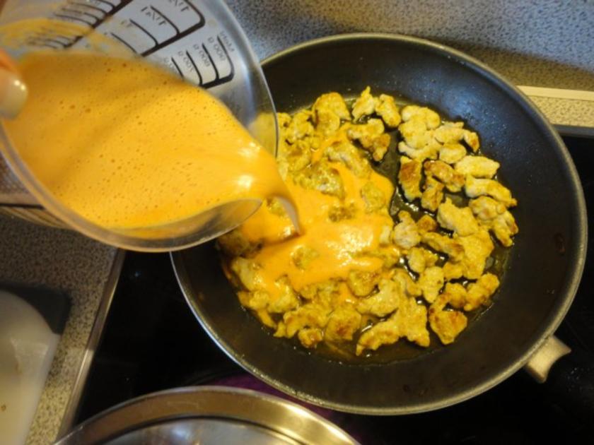 Paprika Pasta mit Puten Stücken - Rezept - kochbar.de