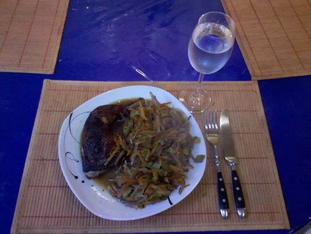 Geflügel: Hähnchenschenkel mit Ofengemüse - Rezept