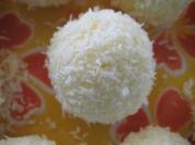 Kokos-Konfekt ("Raffaello") - Rezept