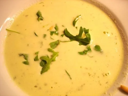 Rezept: Feine Rucola-Cremesuppe Bild Nr. 2 Feine Rucola-Cremesuppe - Rezept - Bild Nr. 2