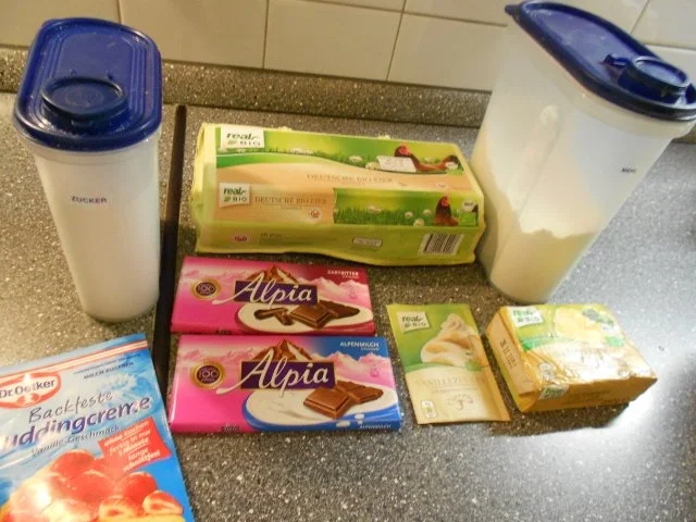 Schokotraum-Kuchen mit Puddingschaumhaube, gut als Nachtisch geeignet! - Rezept - Bild Nr. 2