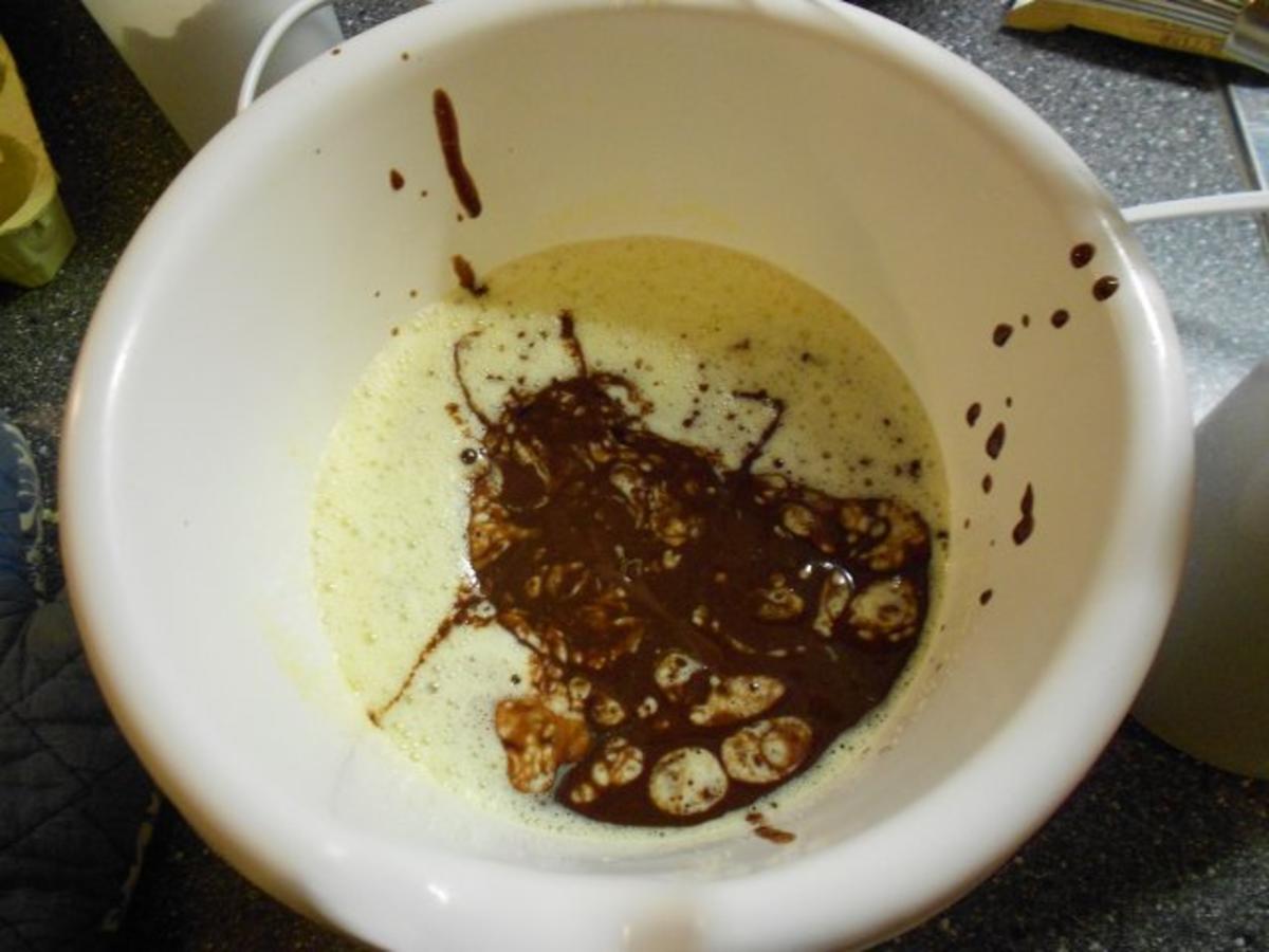 Schokotraum-Kuchen mit Puddingschaumhaube, gut als Nachtisch geeignet! - Rezept - Bild Nr. 9