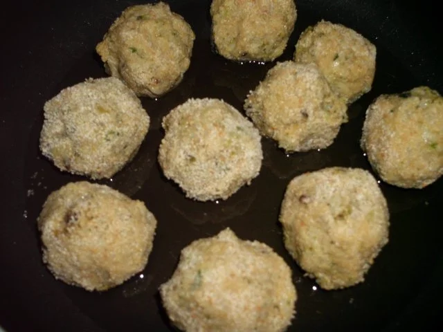 Rezept: Broccoli-Reis-Bällchen Bild Nr. 6 Broccoli-Reis-Bällchen - Rezept - Bild Nr. 6