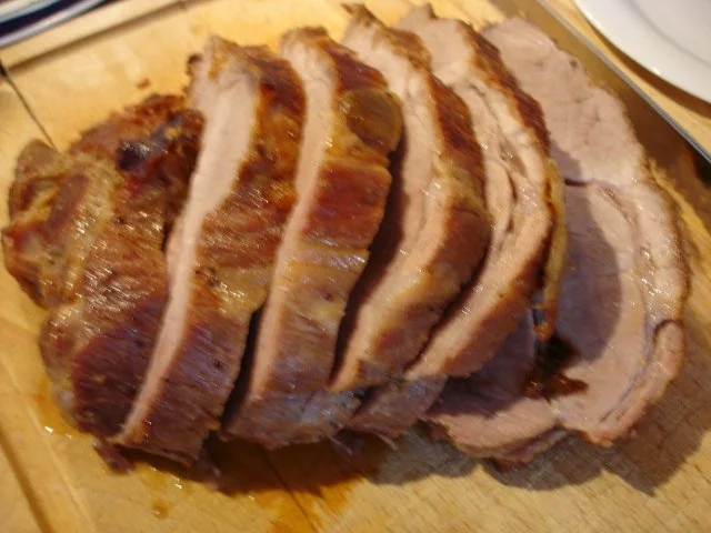 Rezept: Bayerischer Schweinebraten mit Knödel und Sauerkraut Bild Nr. 15 Bayerischer Schweinebraten mit Knödel und Sauerkraut - Rezept - Bild Nr. 15