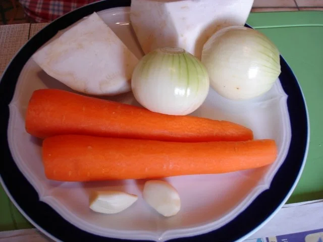 Rezept: Bayerischer Schweinebraten mit Knödel und Sauerkraut Bild Nr. 3 Bayerischer Schweinebraten mit Knödel und Sauerkraut - Rezept - Bild Nr. 3