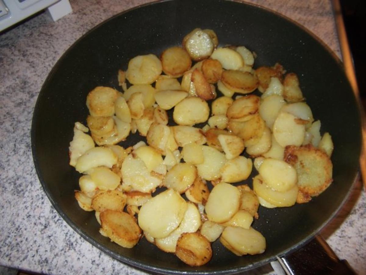 Bratkartoffeln mit Zucchini und Bacon Dieter´s Art - Rezept - Bild Nr. 8