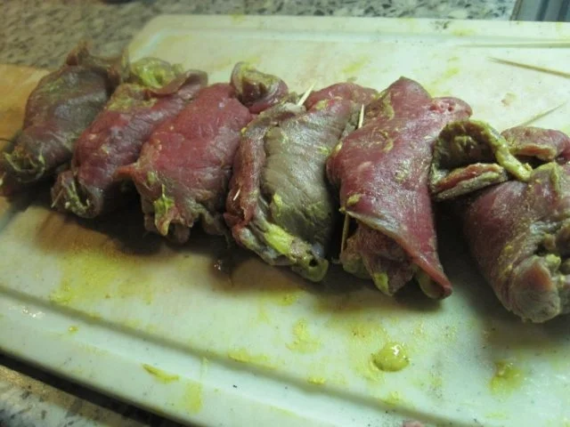 Rinderrouladen mit Rosenkohl und Kartoffeln - Rezept - Bild Nr. 3