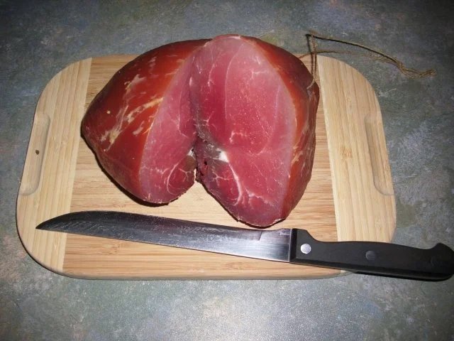 Rezept: Nußschinken aus dem Buchenrauch Bild Nr. 2 Nußschinken aus dem Buchenrauch - Rezept - Bild Nr. 2