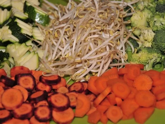 Rezept: Chinesische Gemüsespaghetti Bild Nr. 11 Chinesische Gemüsespaghetti - Rezept - Bild Nr. 11