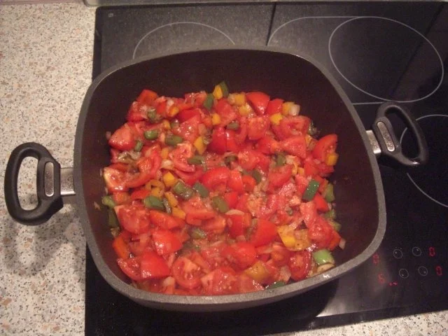 Rezept: Schnitzelpfanne "Zigeuner Art" Bild Nr. 3 Schnitzelpfanne "Zigeuner Art" - Rezept - Bild Nr. 3