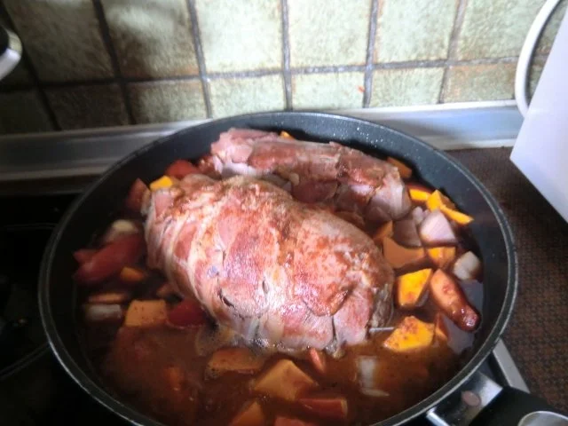 Rehkeule gefüllt mit getrockneten Aprikosen und Pflaumen - Rezept - Bild Nr. 4