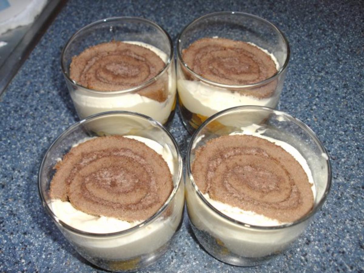 Schichtdessert mit Schoko-Biskuitrolle und Mango - Rezept mit Bild ...