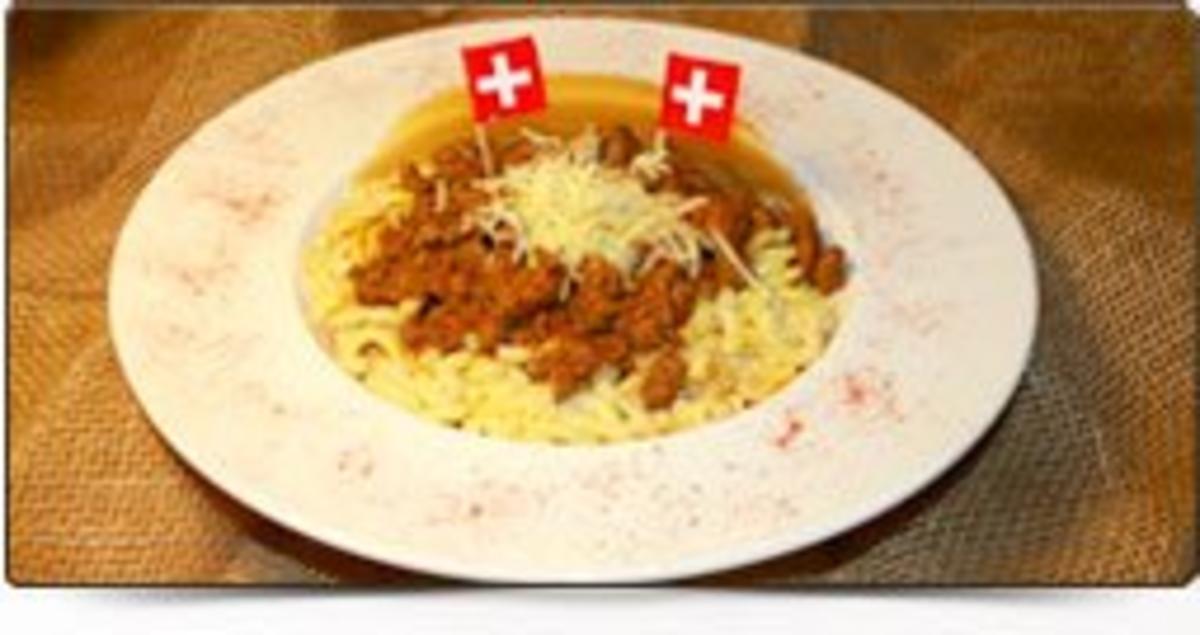 Bilder für Hörnli und Gehacktes (Ghackets und Hörndli nach Zuger Art) - Rezept