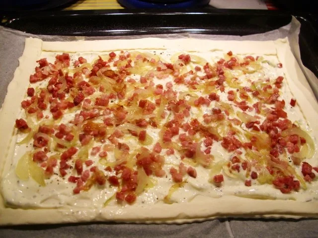 Rezept: Blätterteig a la Flamm Bild Nr. 4 Blätterteig a la Flamm - Rezept - Bild Nr. 4