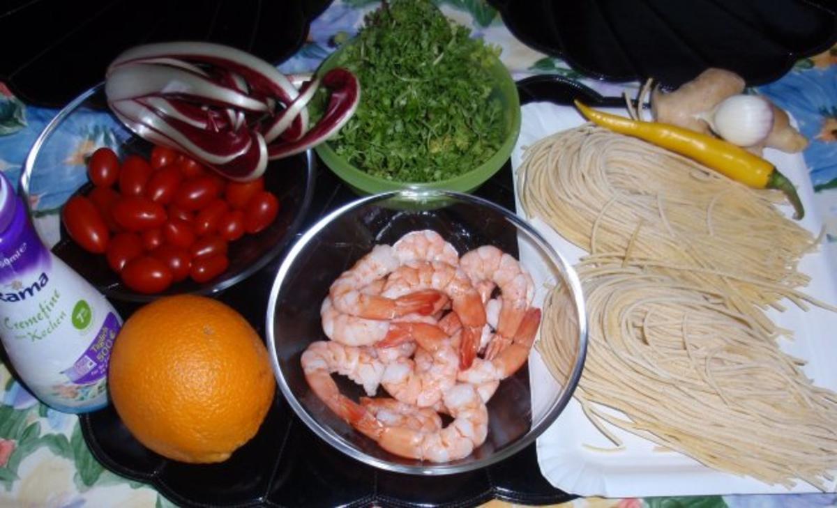Riesengarnelen in scharfer Soße mit Spaghetti und Buttergemüse - Rezept - Bild Nr. 2