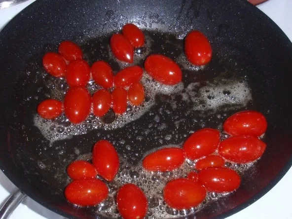 Riesengarnelen in scharfer Soße mit Spaghetti und Buttergemüse - Rezept - Bild Nr. 8