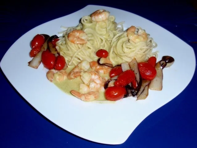 Riesengarnelen in scharfer Soße mit Spaghetti und Buttergemüse - Rezept - Bild Nr. 13