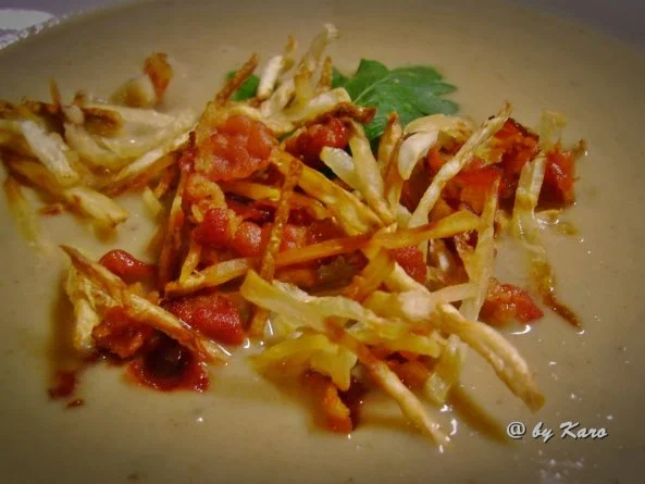 Suppen: Maronen Sekt Süppchen mit Selleriestroh - Rezept - Bild Nr. 2