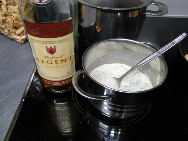 Lachssteaks mit Jakobsmuscheln in Kresse-Dillschaumsauce NT - Rezept - Bild Nr. 5