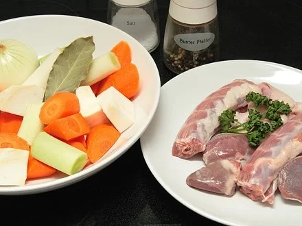 Entenbraten - "Schnatterinchen" an Orangen-Rotwein-Soße - Rezept - Bild Nr. 2