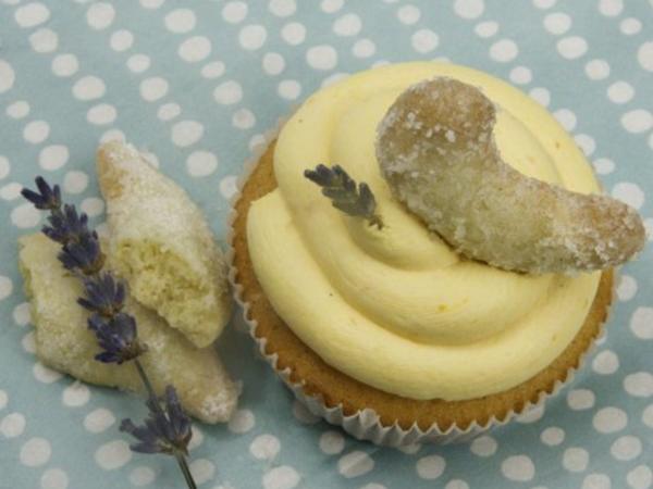 Vanillekipferl Cupcakes - 282 kcal/100g