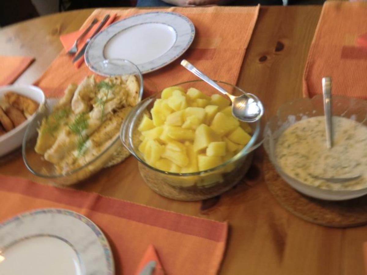 Seehechtfilet auf Blattspinat mit Salzkartoffeln und einer Zitronen-Dillsoße - Rezept - Bild Nr. 5