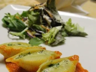 Gefüllte Conchiglie mit Peperonisauce - Rezept - Bild Nr. 3