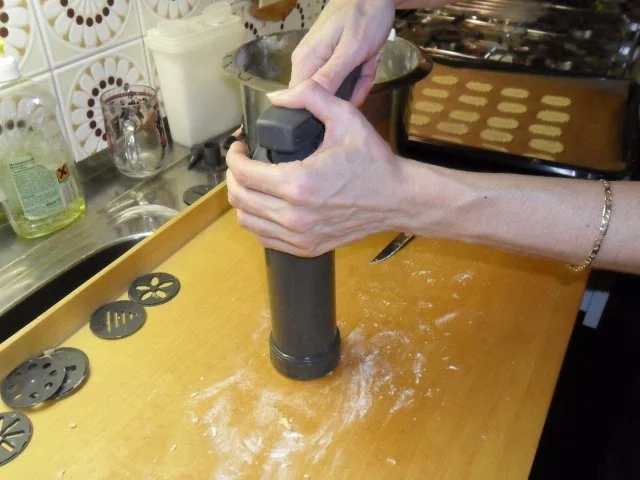 SPRITZGEBÄCK - Rezept - Bild Nr. 2