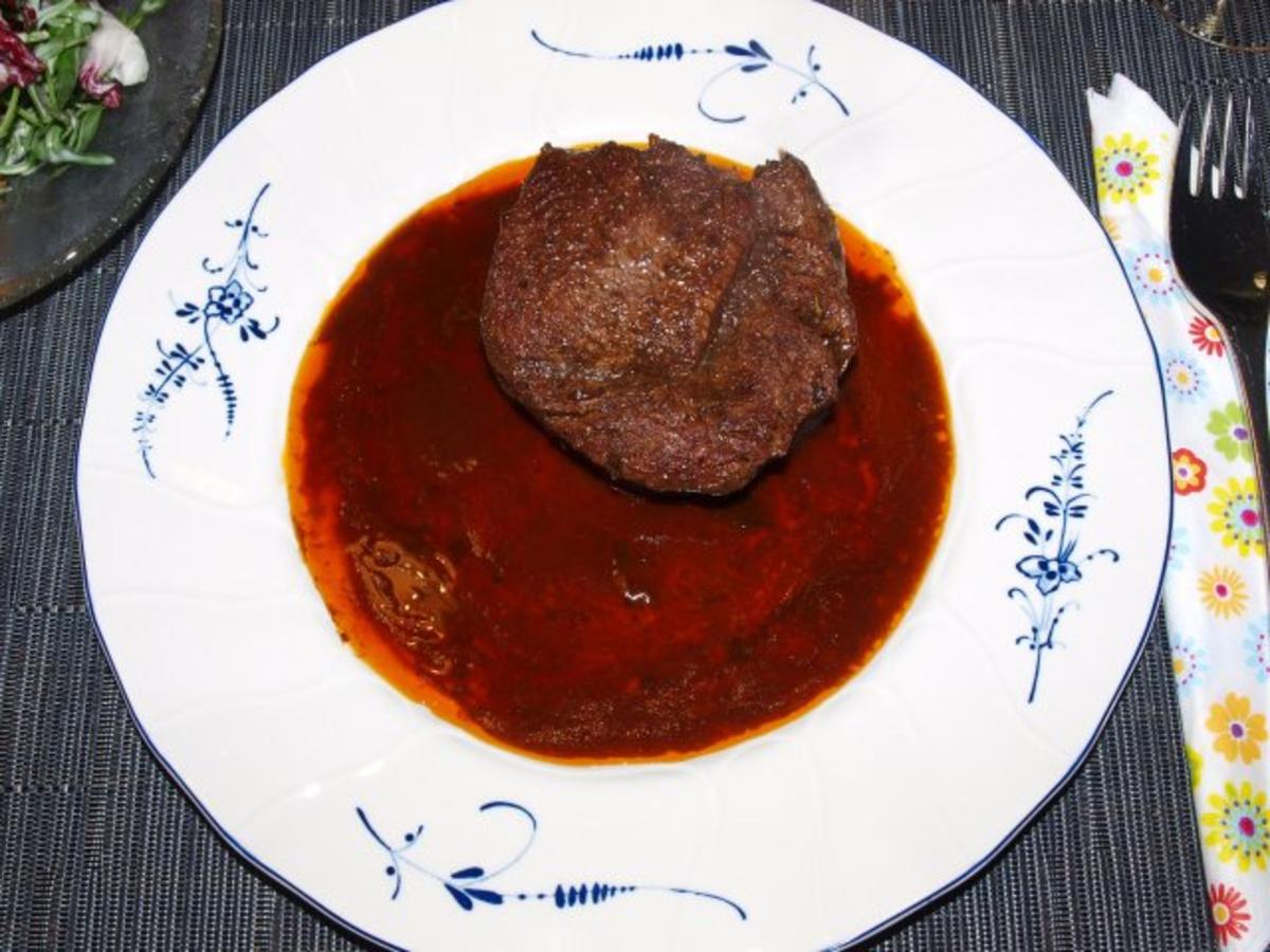 Bilder für Hirschrückensteaks mit Marsala-Rotweinjus - Rezept