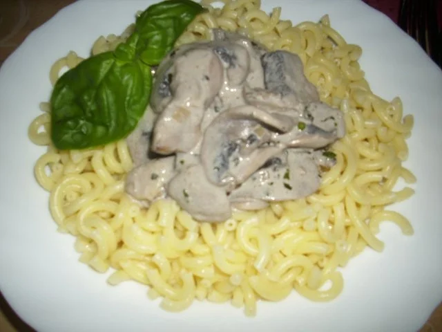 Champignons in einer feinen Käsesauce - Rezept - Bild Nr. 9