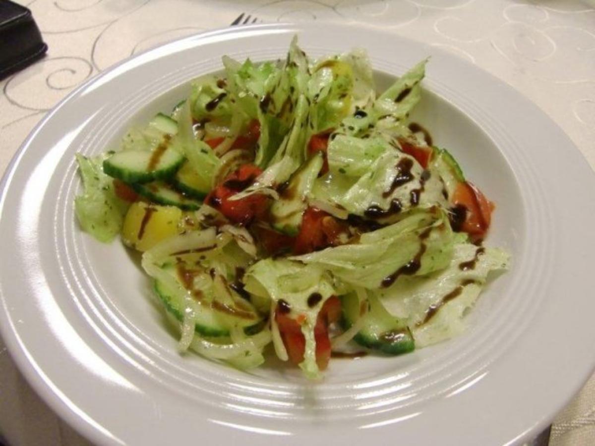 Bunter Salatteller mit Balsamico - Rezept - Bild Nr. 2