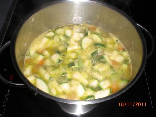 Zucchini-Karottensuppe - Rezept - Bild Nr. 5