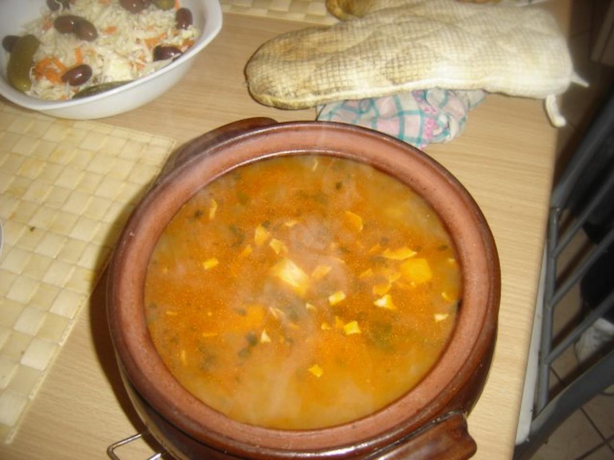Bohnensuppe im Roemertopf - Rezept