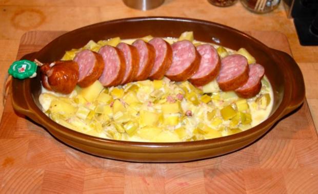 PAPET VAUDOIS / WAADTLÄNDER LAUCH- / KARTOFFELEINTOPF MIT WURST ...