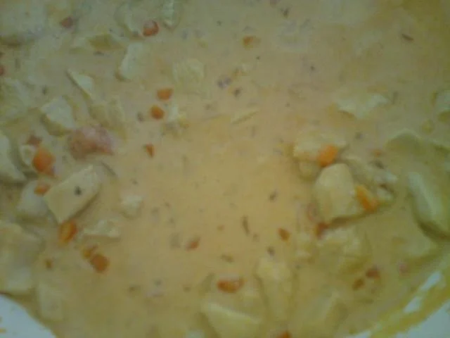 Rezept: Hähnchen-Geschnetzeltes in Rahmsoße Hähnchen-Geschnetzeltes in Rahmsoße - Rezept