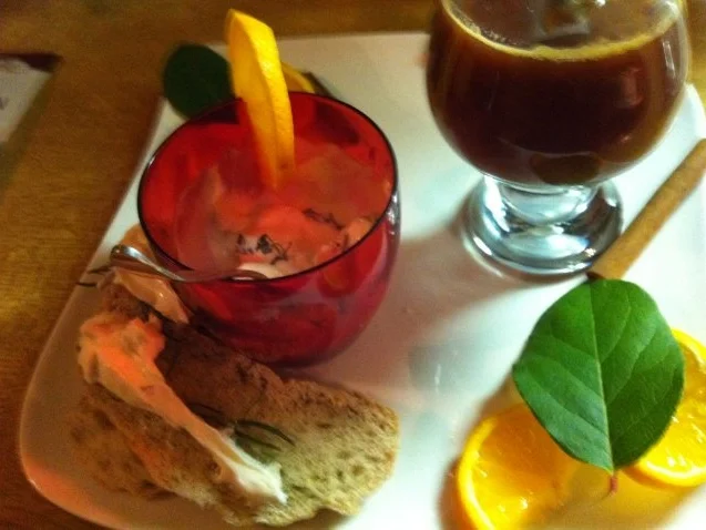 Datteln-Gewürz-Süppchen.. mit Ziegenkäsedip.. dazu Ciabatta - Rezept - Bild Nr. 11