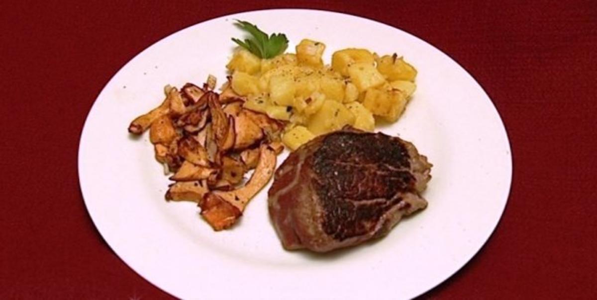 Argentinisches Rinderfilet mit Bratkartoffeln und Pfifferlingen (Funda
Vanroy) - Rezept von Das perfekte Promi Dinner