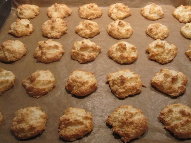 Rezept: Kokosmakronen mit Eierlikör Bild Nr. 8 Kokosmakronen mit Eierlikör - Rezept - Bild Nr. 8