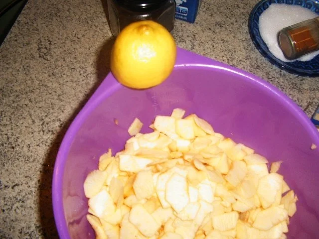 Rezept: Apfelstrudel Bild Nr. 3 Apfelstrudel - Rezept - Bild Nr. 3