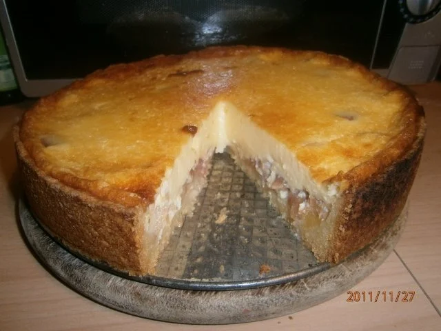 Rezept: Schmandkuchen mit Quitten und Äpfeln Bild Nr. 2 Schmandkuchen mit Quitten und Äpfeln - Rezept - Bild Nr. 2