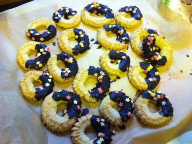 Spritzgebäck verzieren - Rezept - Bild Nr. 7