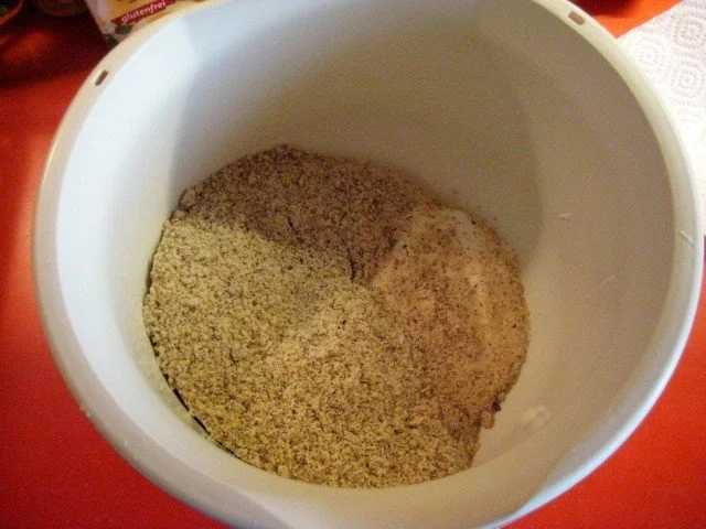 Nussmakronen mit Schokoglasur - Rezept - Bild Nr. 4